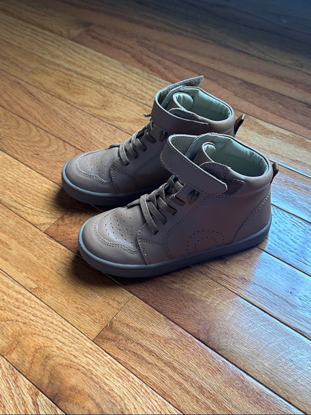 Kids Leather High-Top Sneakers in Brown
